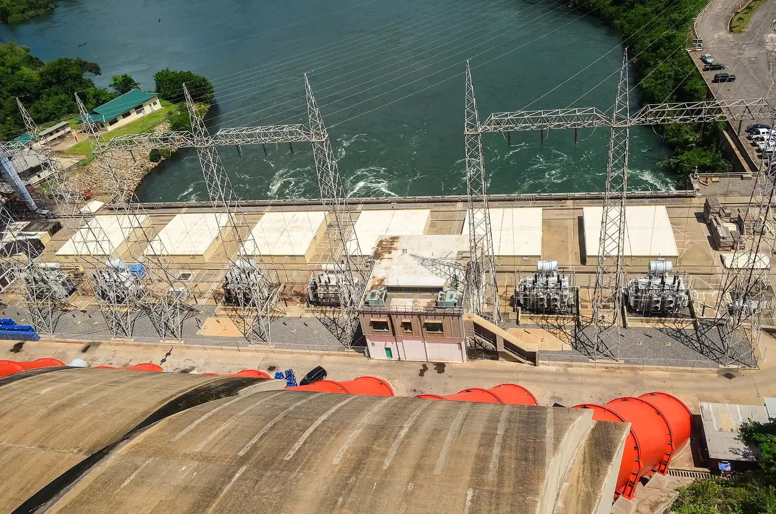 Looking down from Akosombo Dam on the power station, pylons and the Volta below